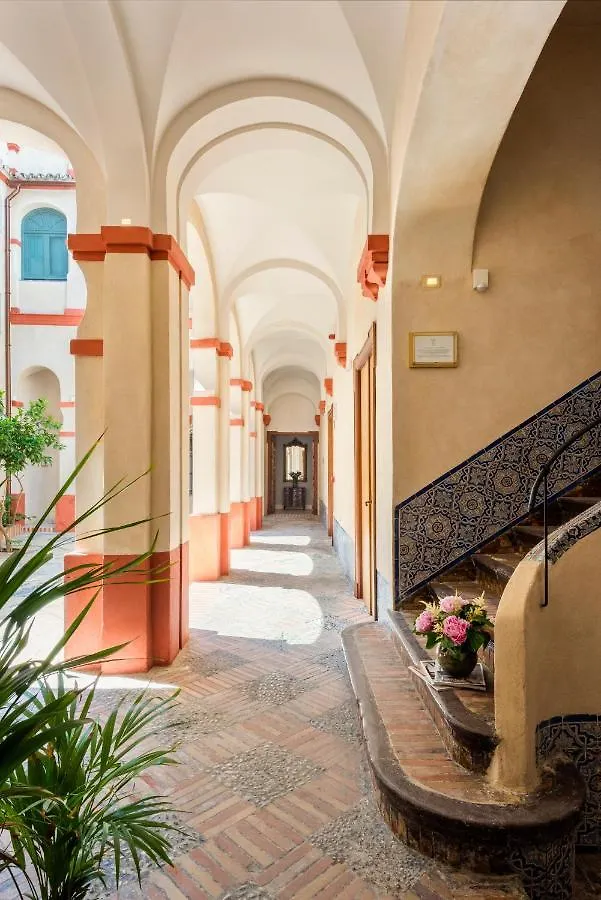 Palacio Bucarelli Seville Aparthotel